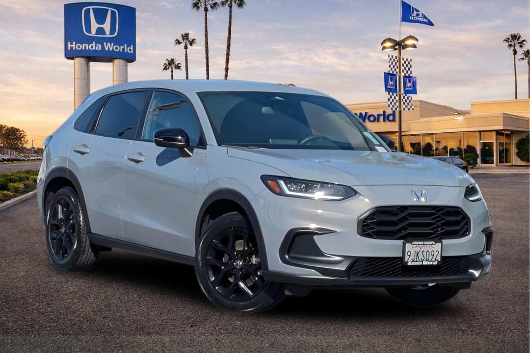 2024 Honda HR-V Sport - Image 2