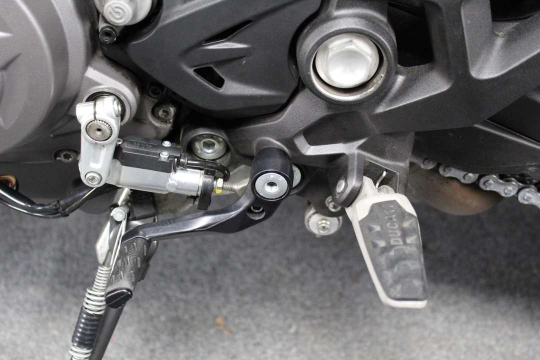 2021 Ducati Monster + - Image 15