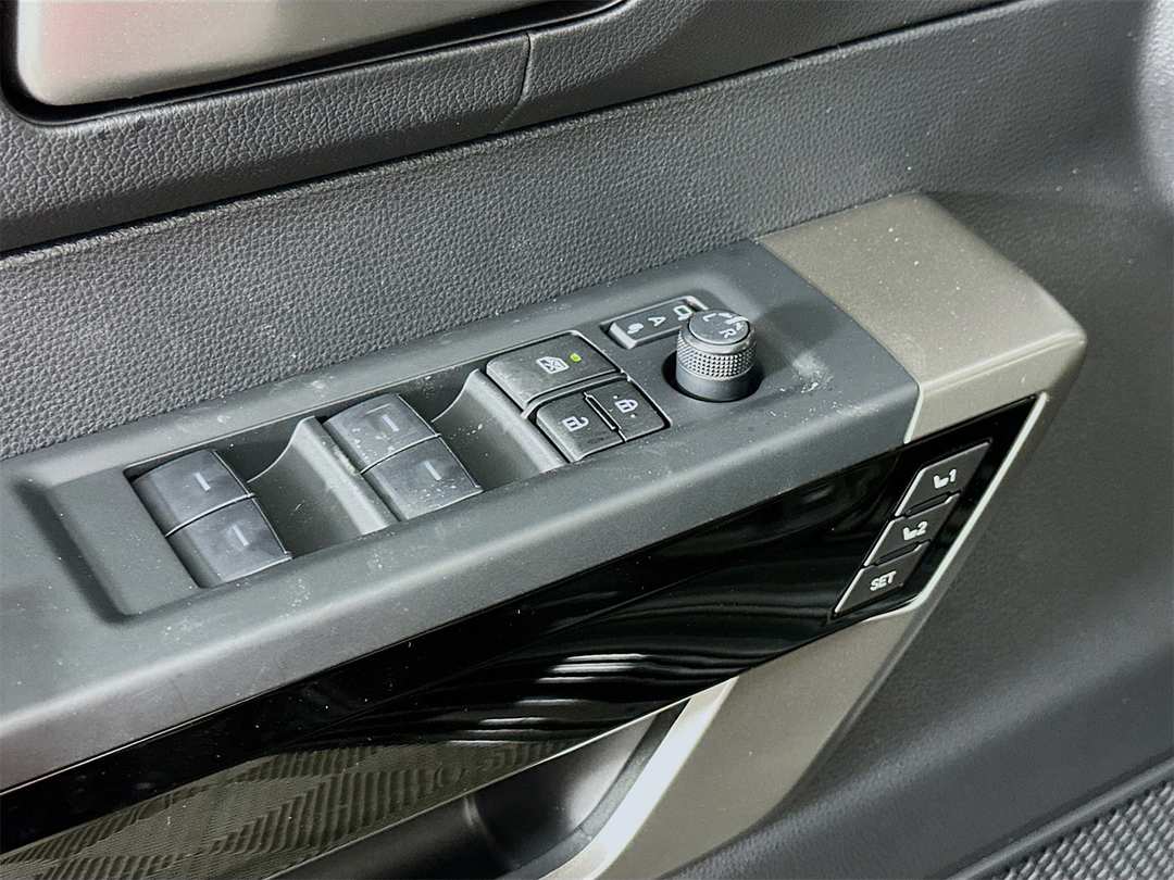 2026 Toyota Tundra Limited - Image 18