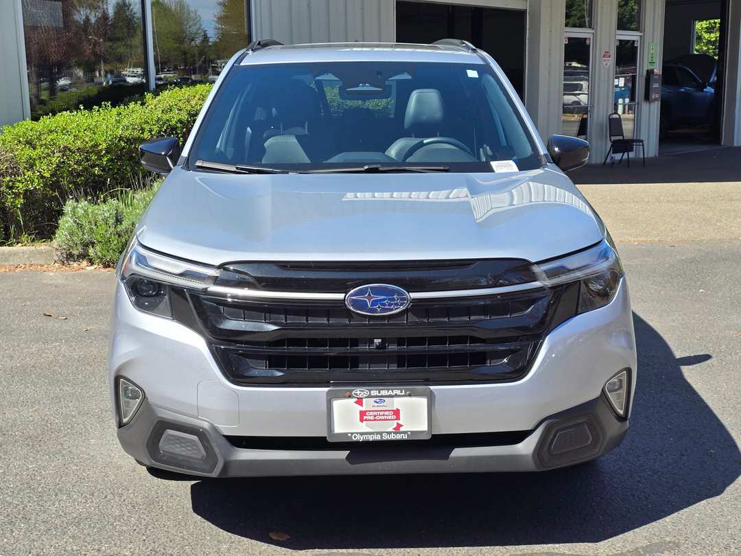 2025 Subaru Forester Touring - Image 2