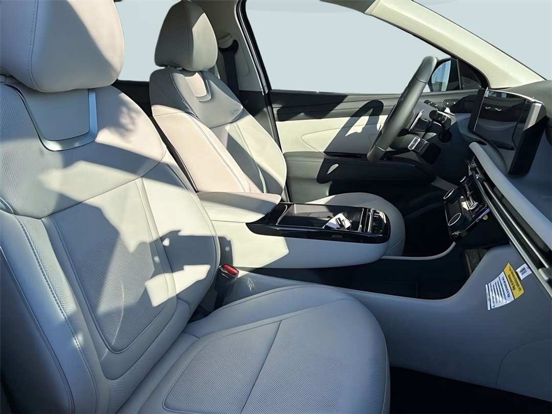 2026 Hyundai Tucson Limited - Image 10