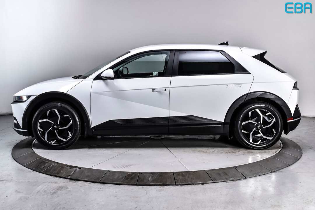 2024 Hyundai Ioniq 5 SEL - Image 3