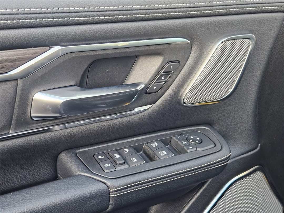 2026 Ram 1500 Laramie - Image 11
