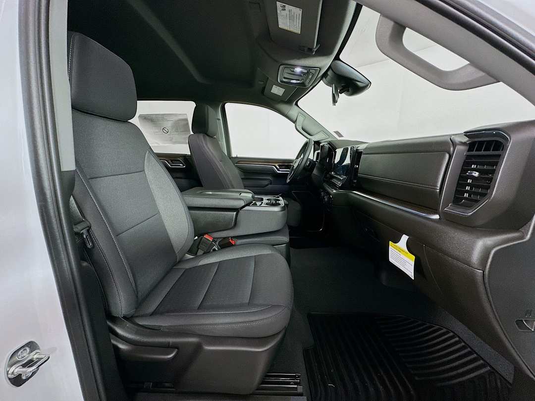 2025 Chevrolet Silverado 1500 RST - Image 29