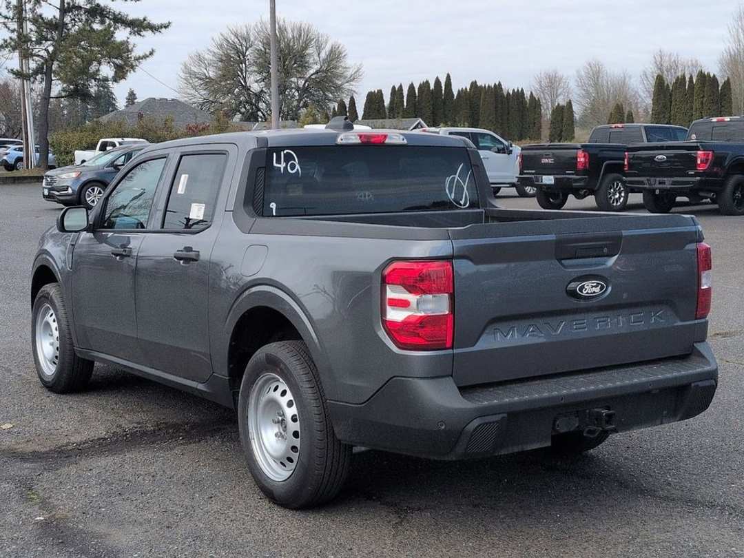 2026 Ford Maverick XL - Image 3
