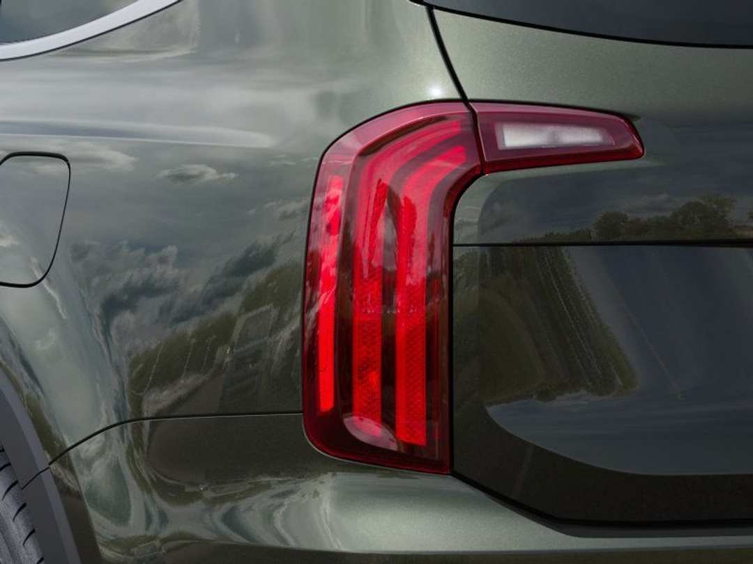 2025 Kia Telluride S - Image 11