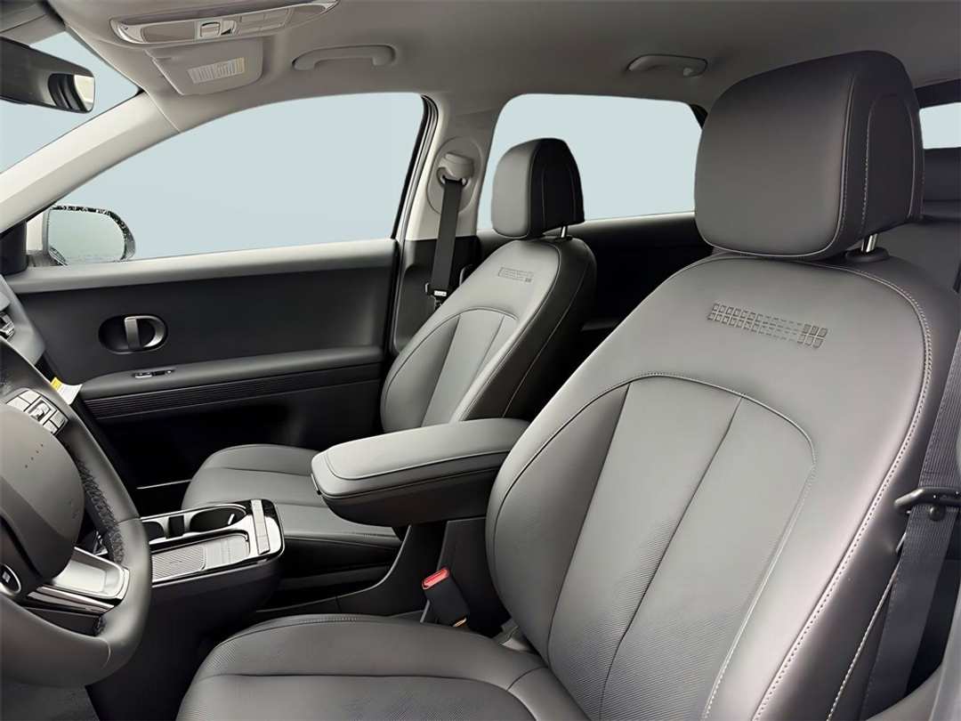 2026 Hyundai Ioniq 5 SEL - Image 14