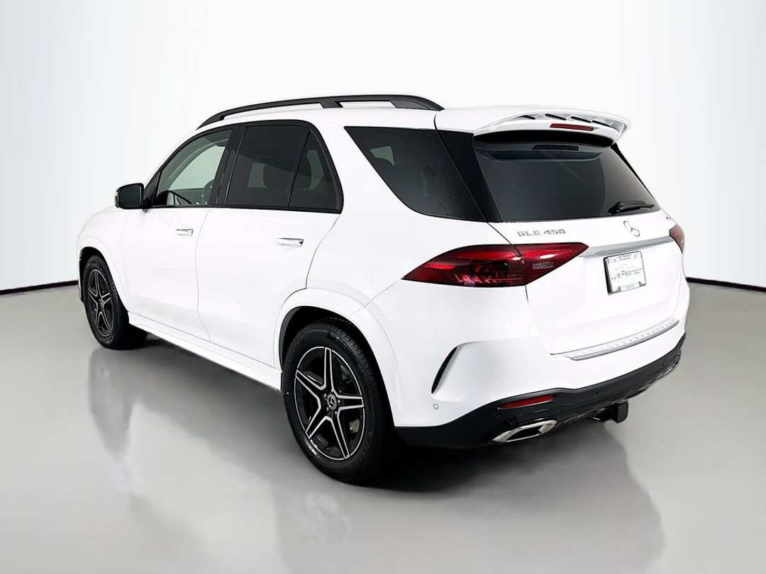 2026 Mercedes-Benz GLE GLE 450 - Image 3