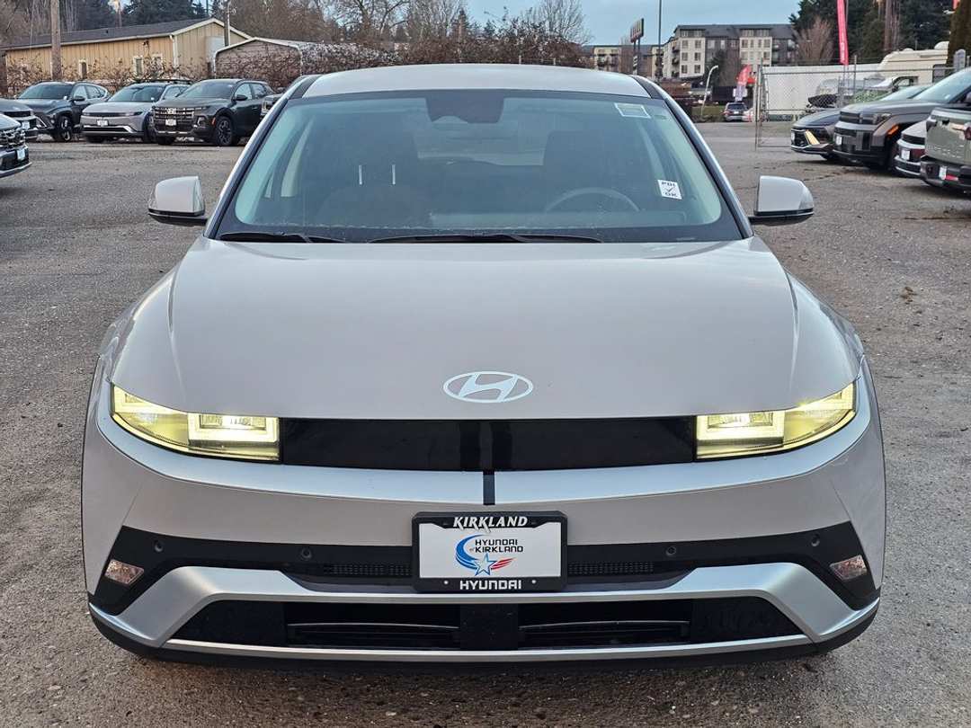 2026 Hyundai Ioniq 5 SE - Image 2