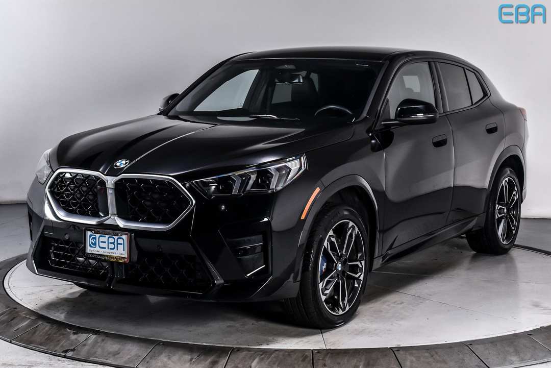 2025 BMW X2 xDrive28i - Image 2