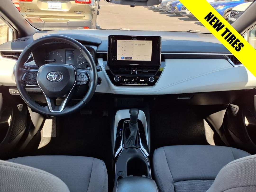 2023 Toyota Corolla SE - Image 2