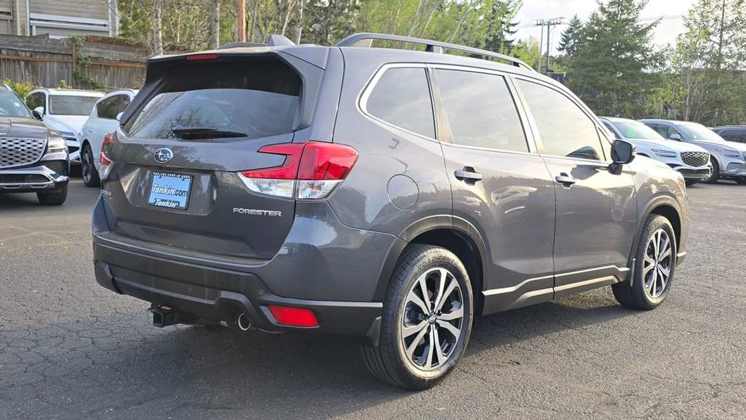 2021 Subaru Forester Limited - Image 3