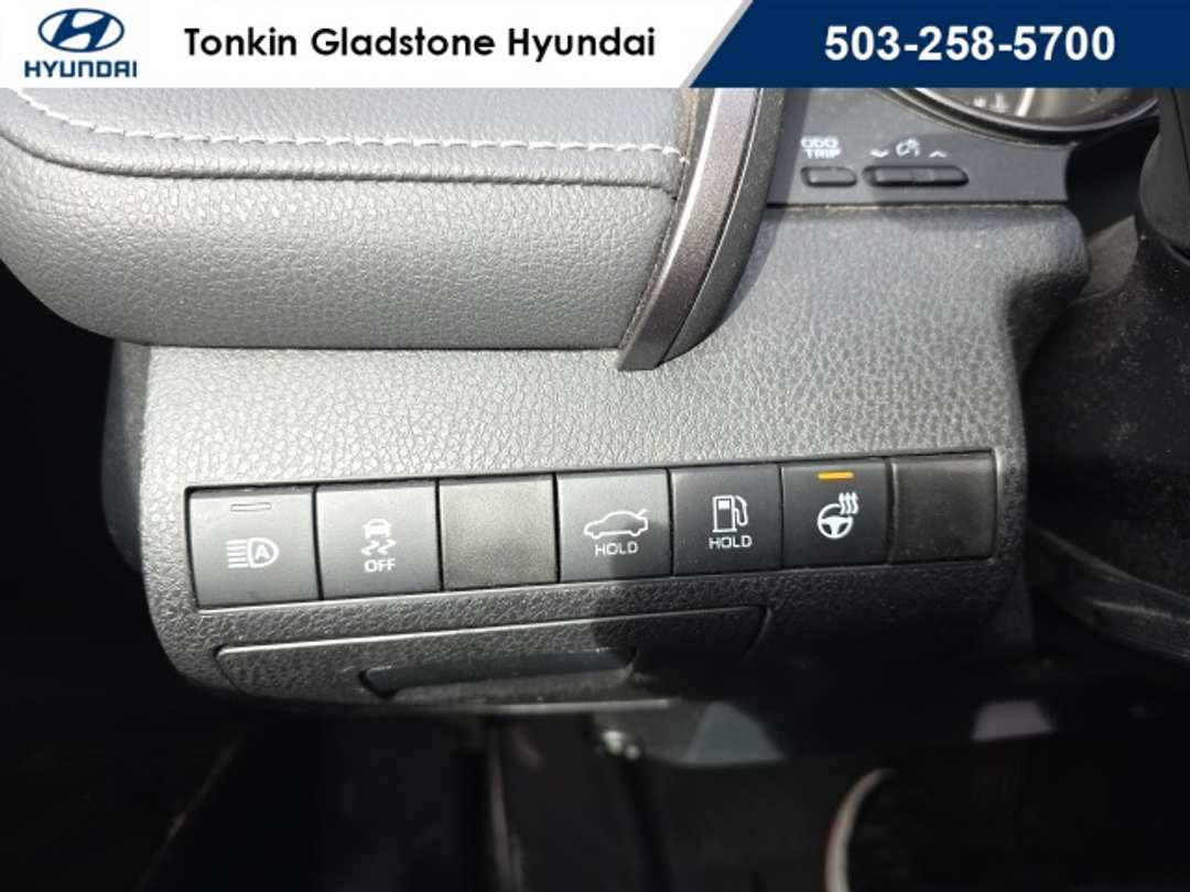 2021 Toyota Camry SE - Image 10