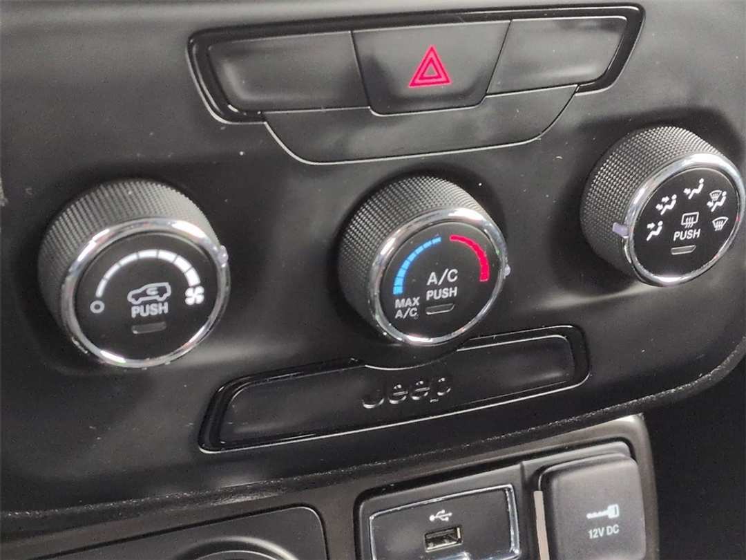 2020 Jeep Renegade Sport - Image 21