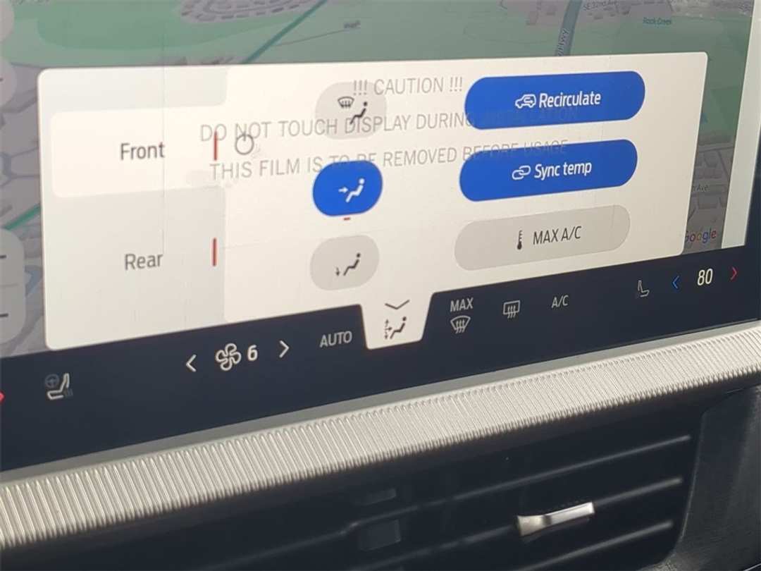 2026 Ford Explorer Platinum - Image 21