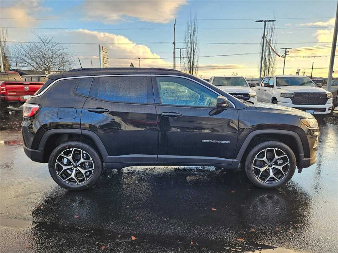 2026 Jeep Compass Limited - Image 7