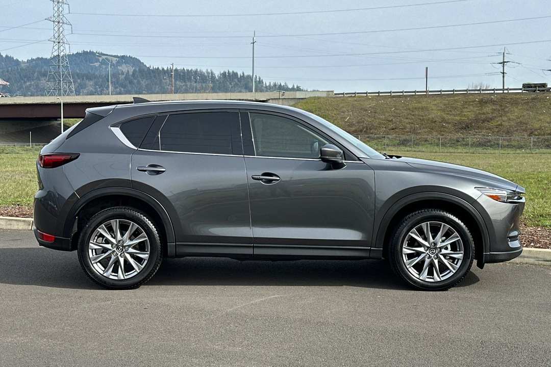 2021 MAZDA CX-5 Grand Touring - Image 2