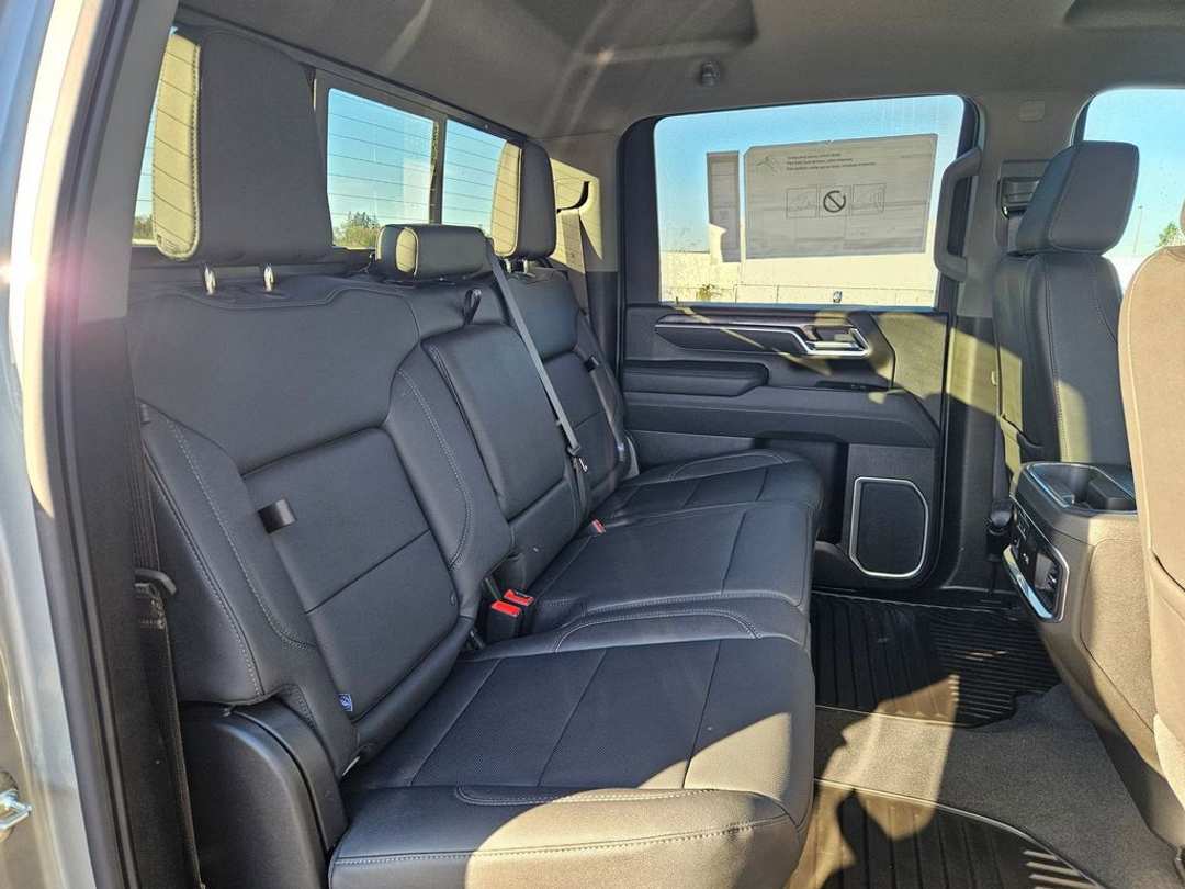 2026 Chevrolet Silverado 2500Hd LTZ - Image 42