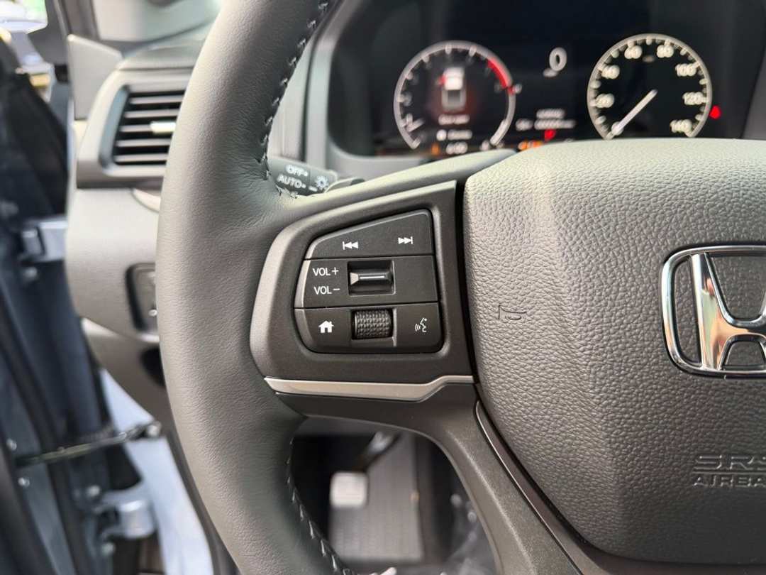 2026 Honda Ridgeline RTL - Image 16