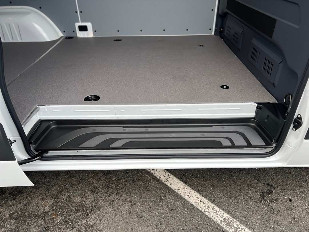 2024 Mercedes-Benz Sprinter 2500 Cargo 144 WB - Image 22