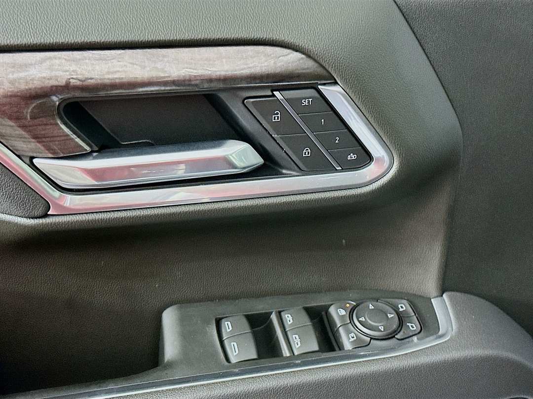 2026 Chevrolet Silverado 1500 LTZ - Image 19