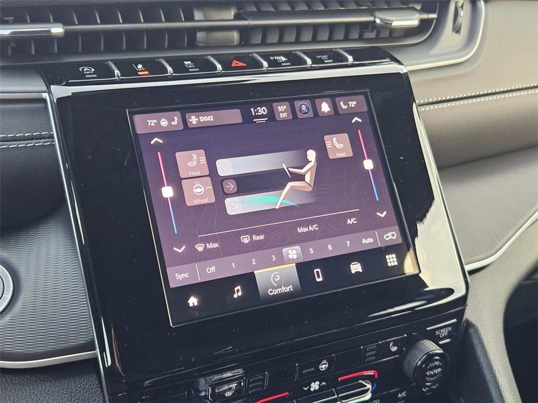 2025 Jeep Grand Cherokee Altitude X - Image 22