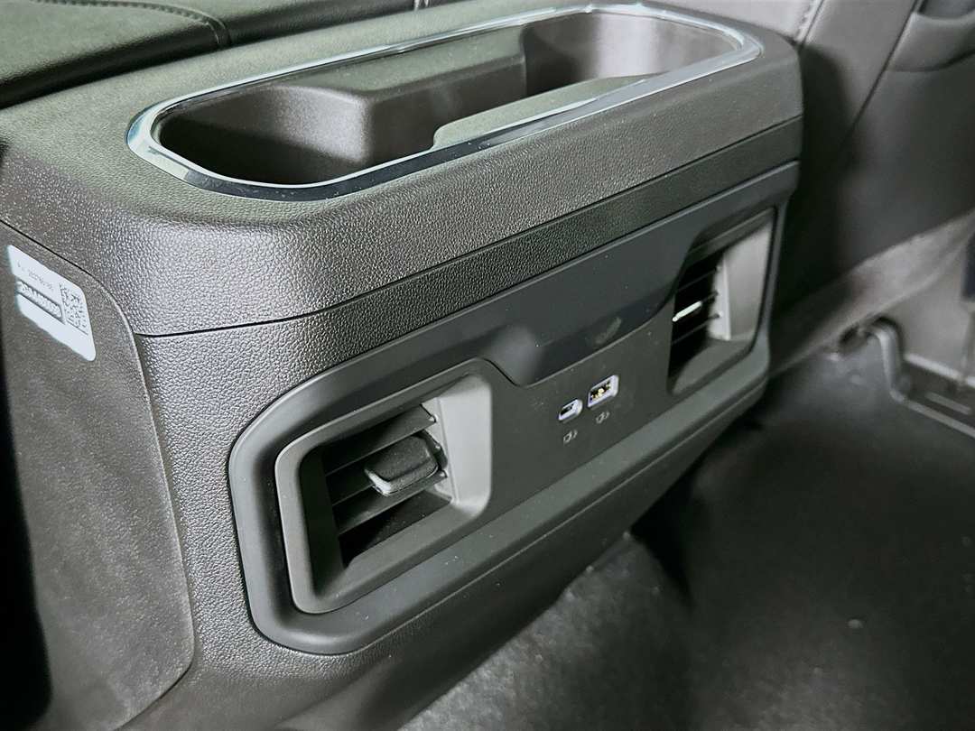 2025 Chevrolet Silverado 2500Hd LT - Image 26