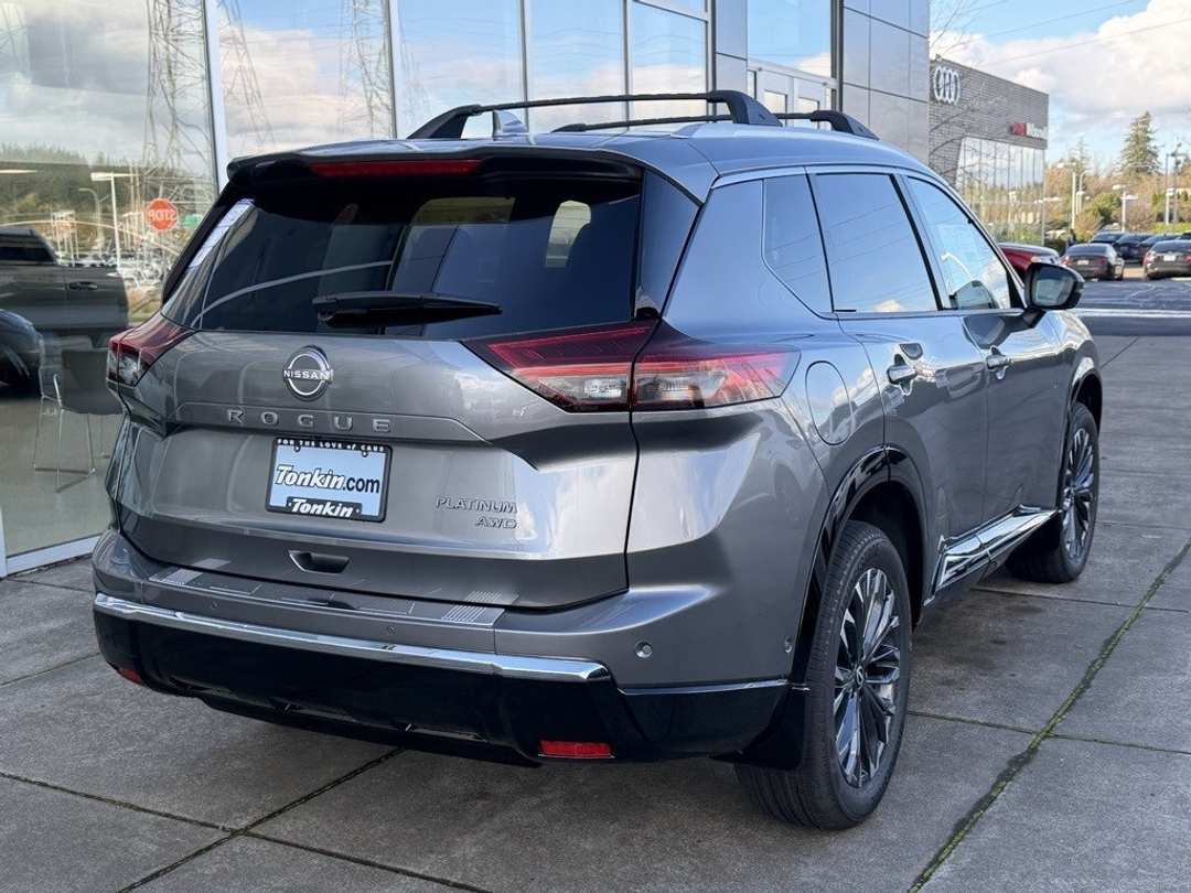 2026 Nissan Rogue Platinum - Image 7