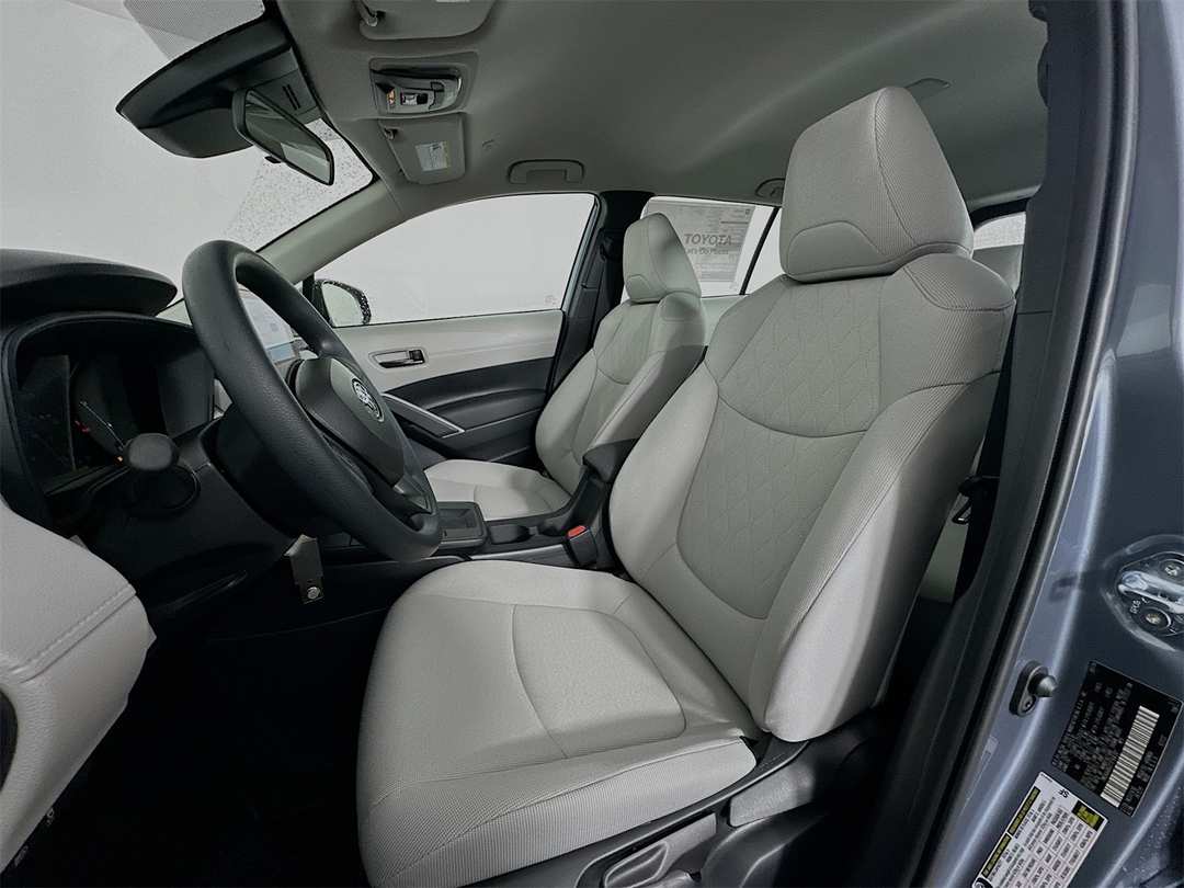 2026 Toyota Corolla Cross L - Image 20