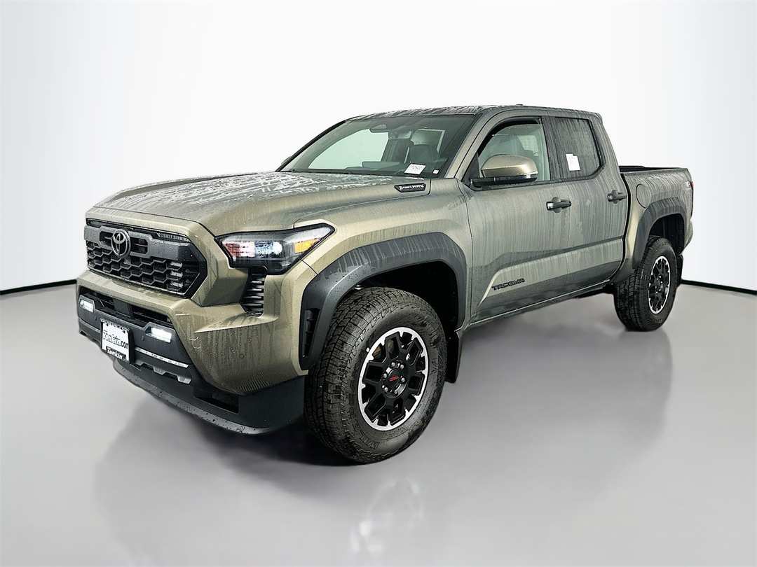 2025 Toyota Tacoma TRD Off Road - Image 3