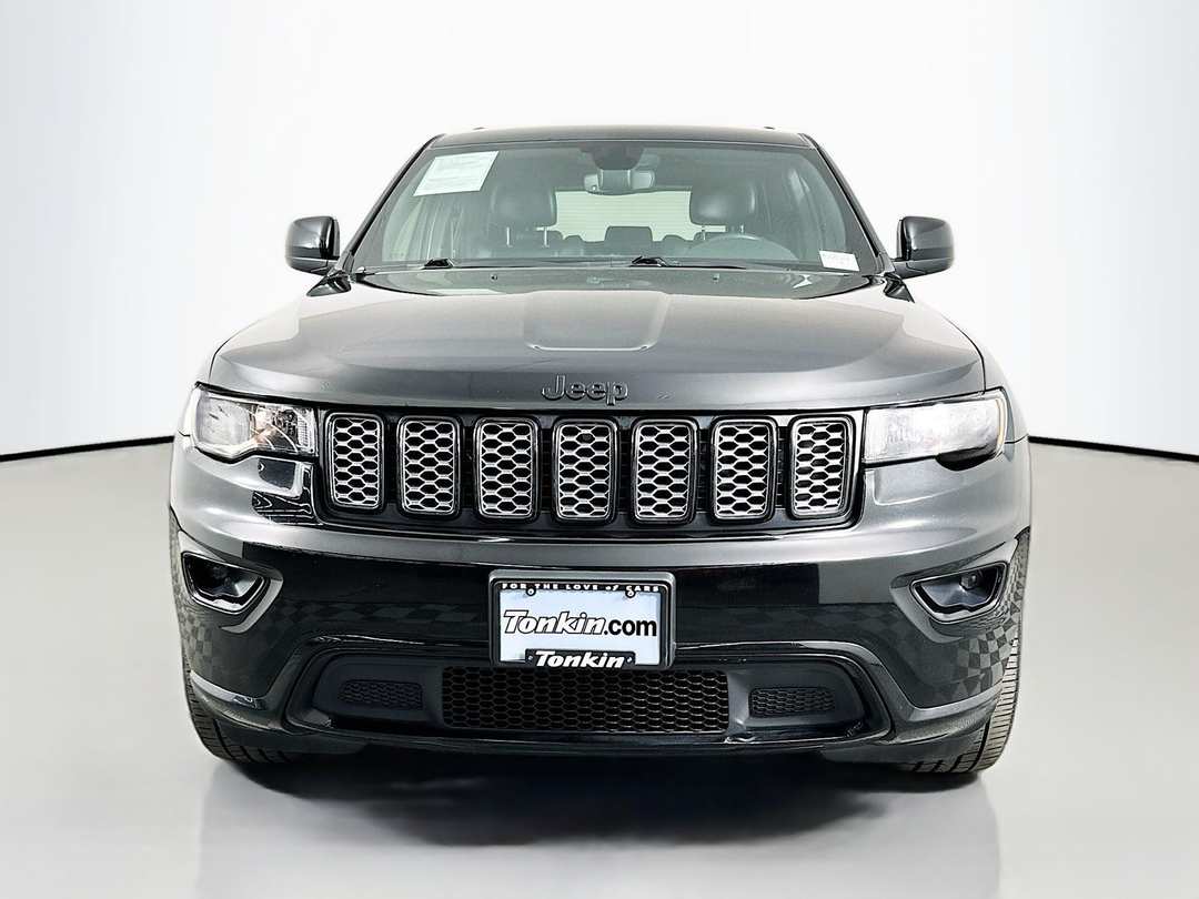 2019 Jeep Grand Cherokee Altitude - Image 2