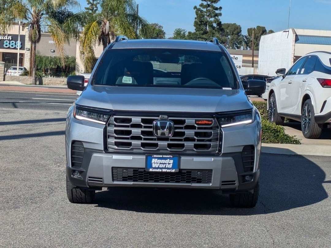 2026 Honda Pilot TrailSport - Image 3