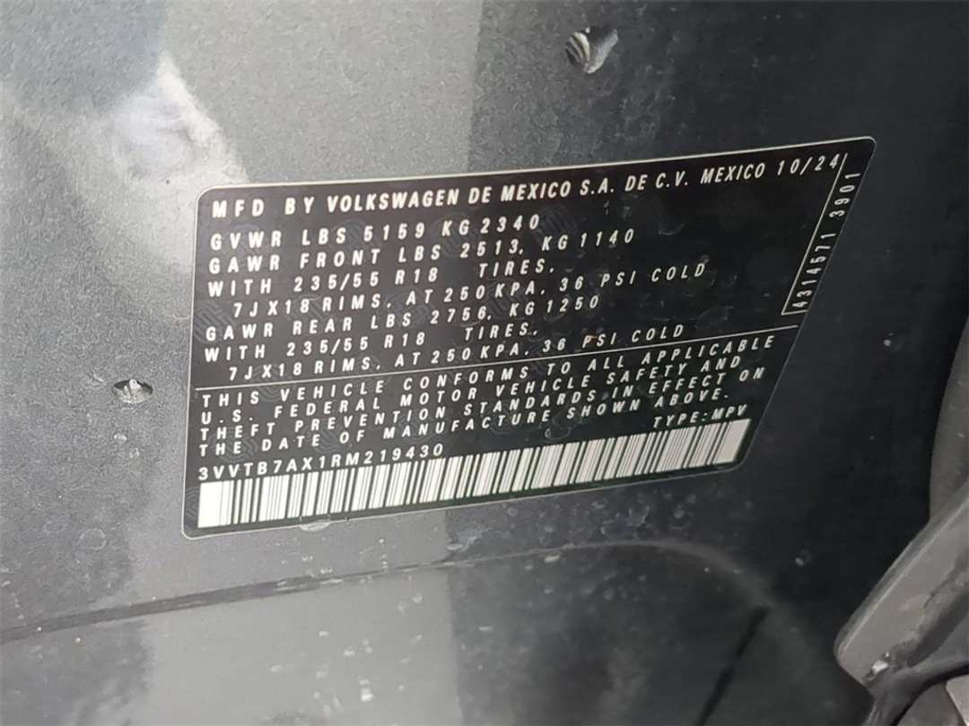 2024 Volkswagen Tiguan 2.0T Wolfsburg Edition - Image 31