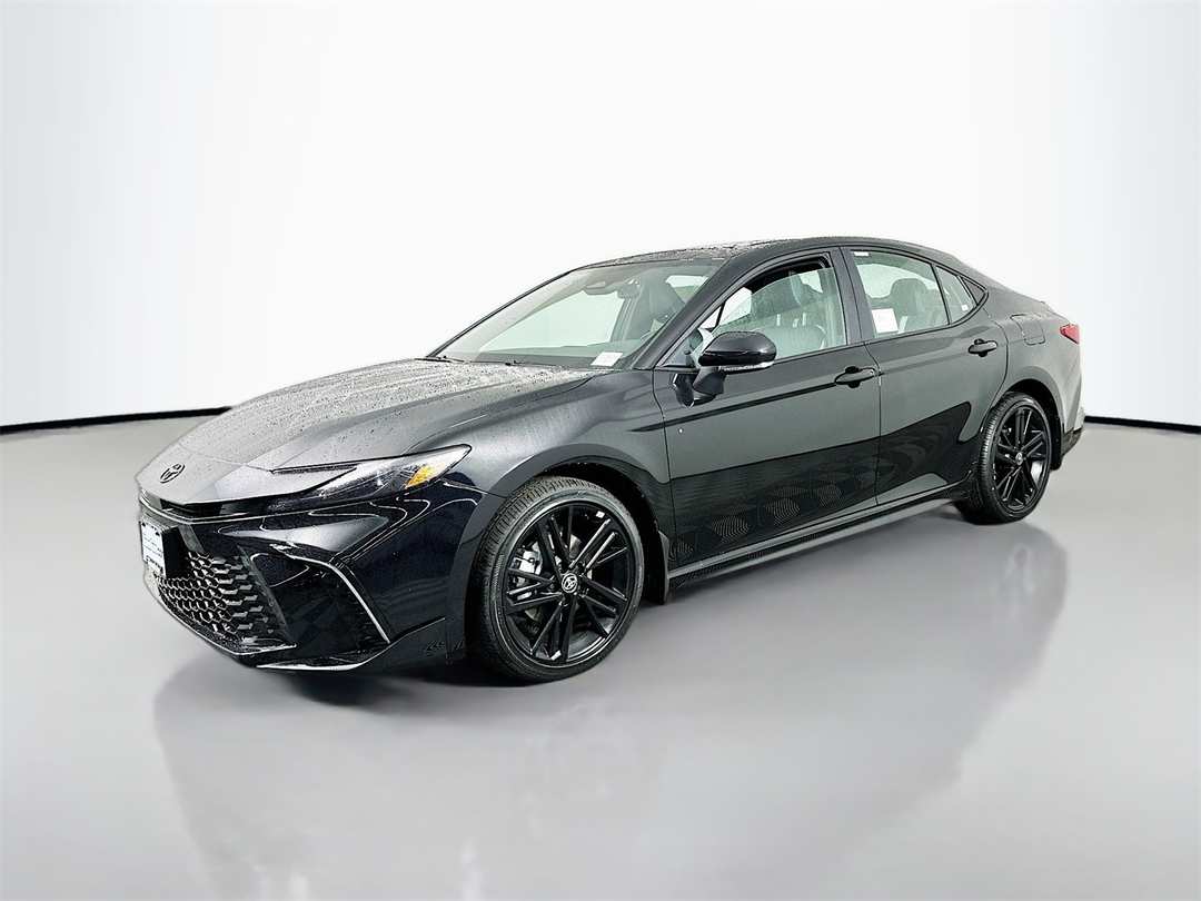 2026 Toyota Camry SE Nightshade - Image 3