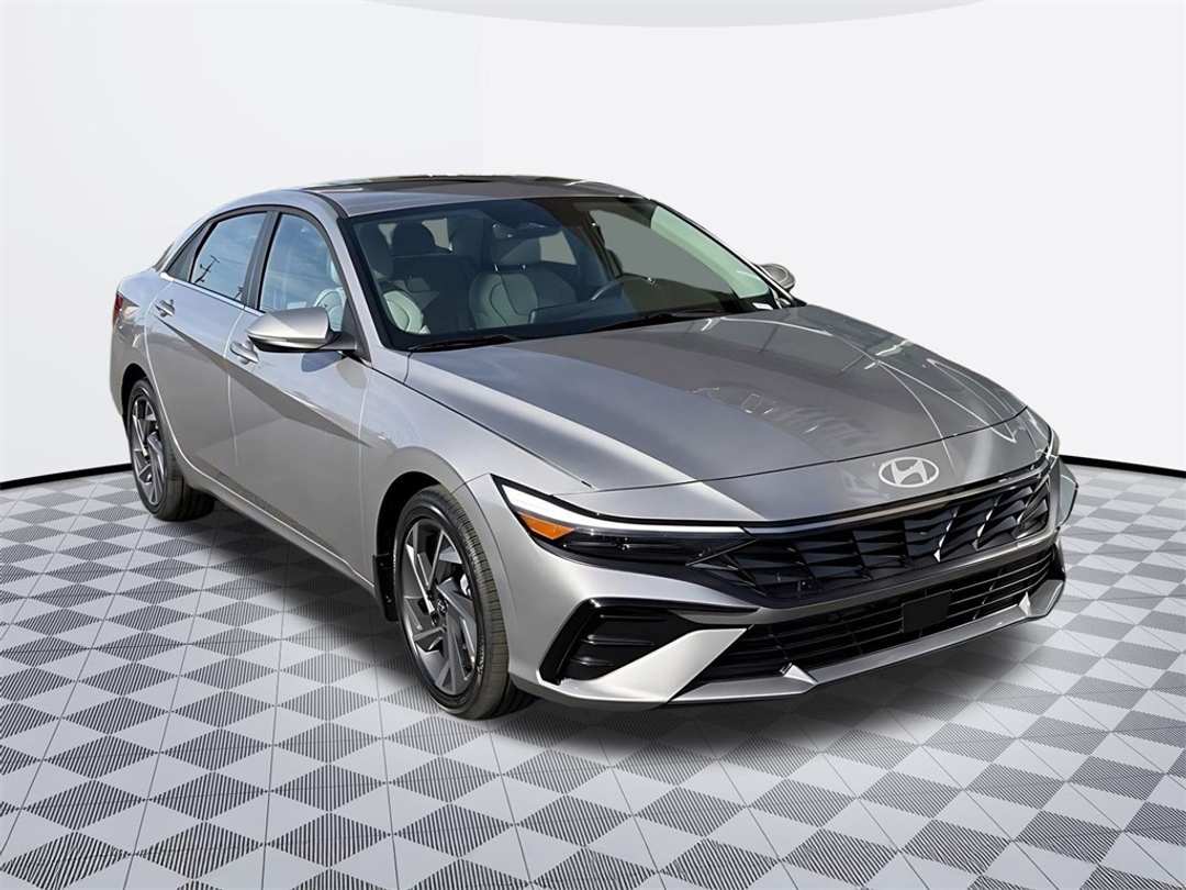 2026 Hyundai Elantra Limited - Image 2