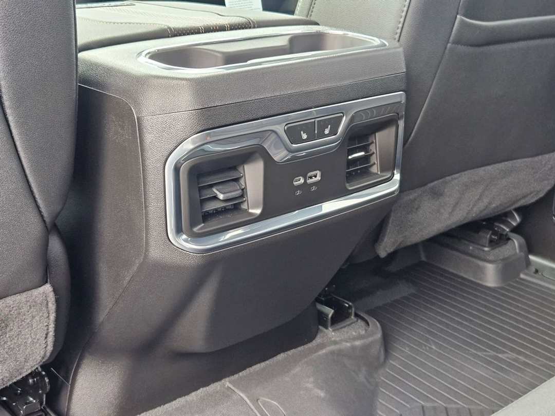 2026 Chevrolet Silverado 3500Hd High Country - Image 33