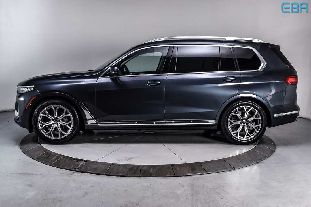 2020 BMW X7 xDrive40i - Image 3
