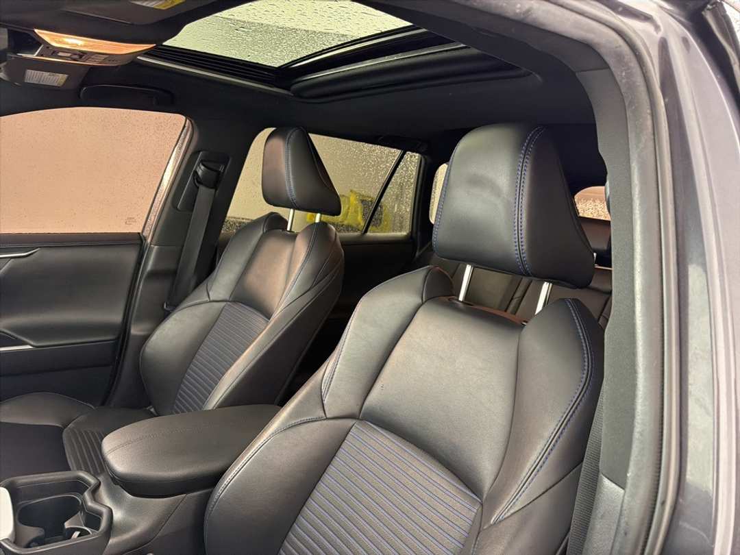 2021 Toyota Rav4 XSE - Image 18