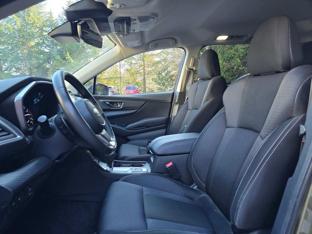 2023 Subaru Ascent Premium - Image 2