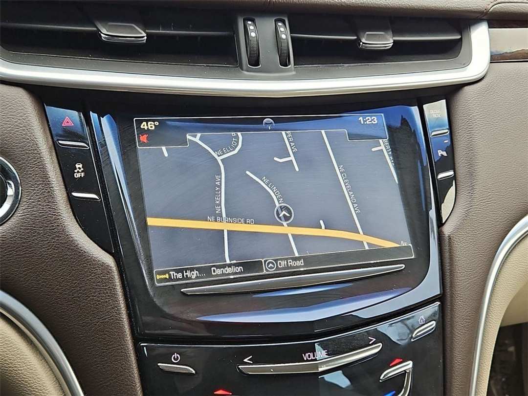 2016 Cadillac Xts Luxury - Image 18