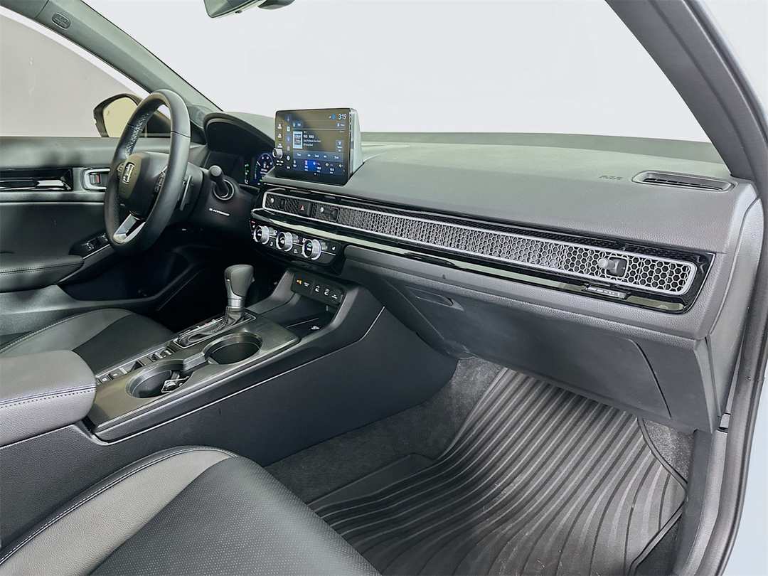 2026 Honda Civic Sport Touring - Image 29