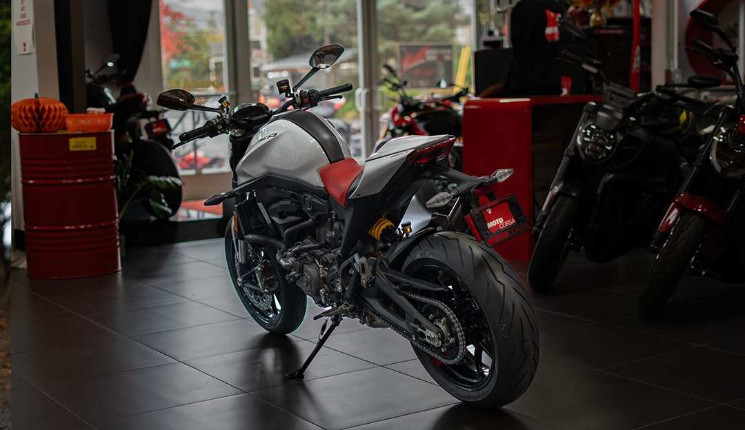 2025 Ducati Monster + - Image 6