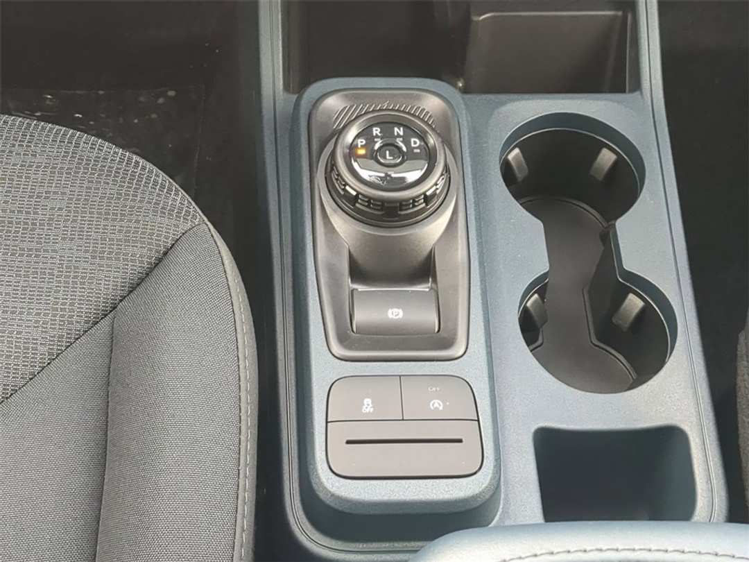 2026 Ford Maverick XL - Image 16