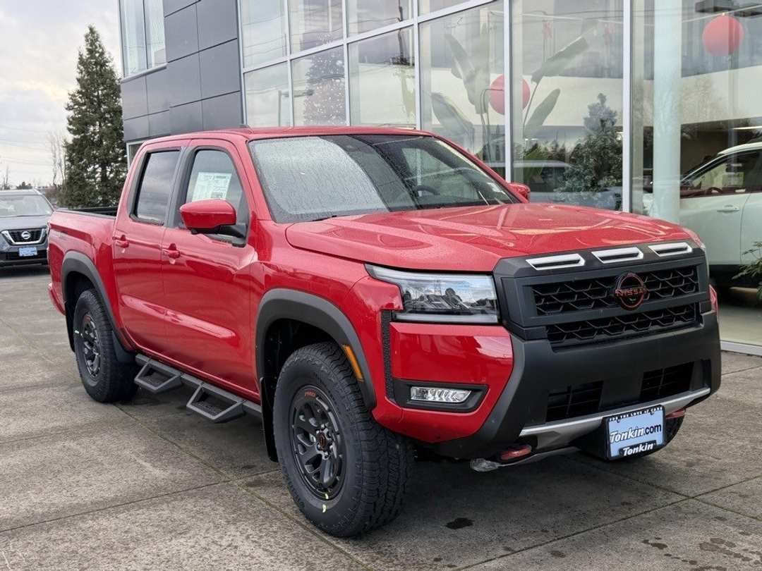 2026 Nissan Frontier PRO4X - Image 2