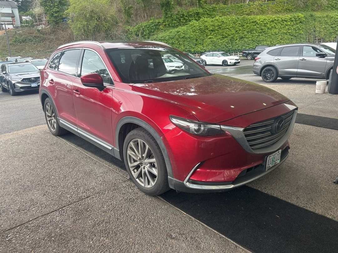 2018 MAZDA CX-9 Grand Touring - Image 2