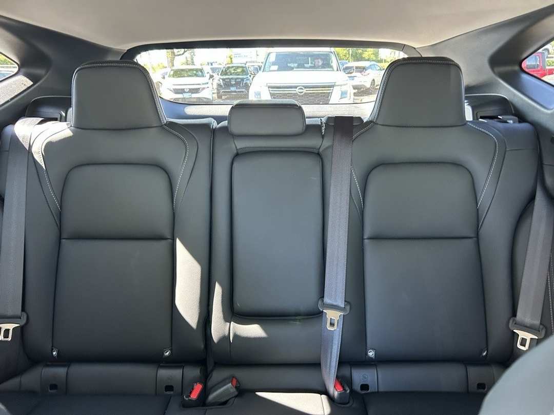 2025 Nissan Murano SV - Image 19