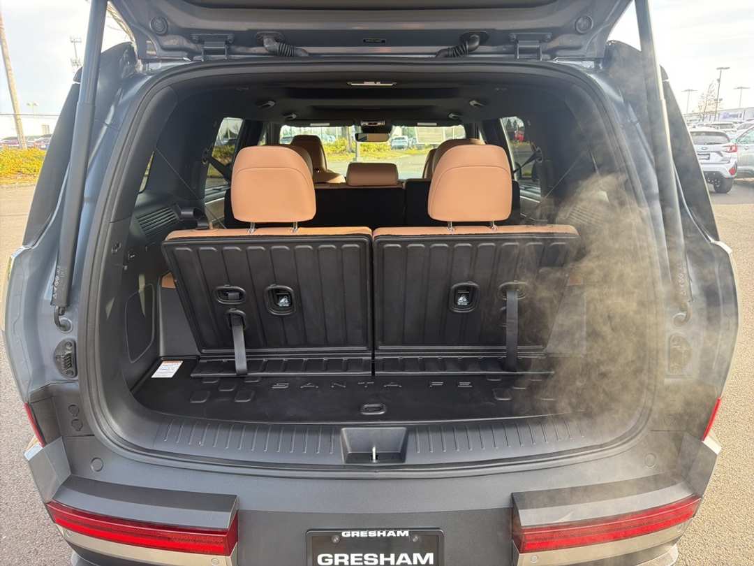 2025 Hyundai Santa Fe Limited - Image 19