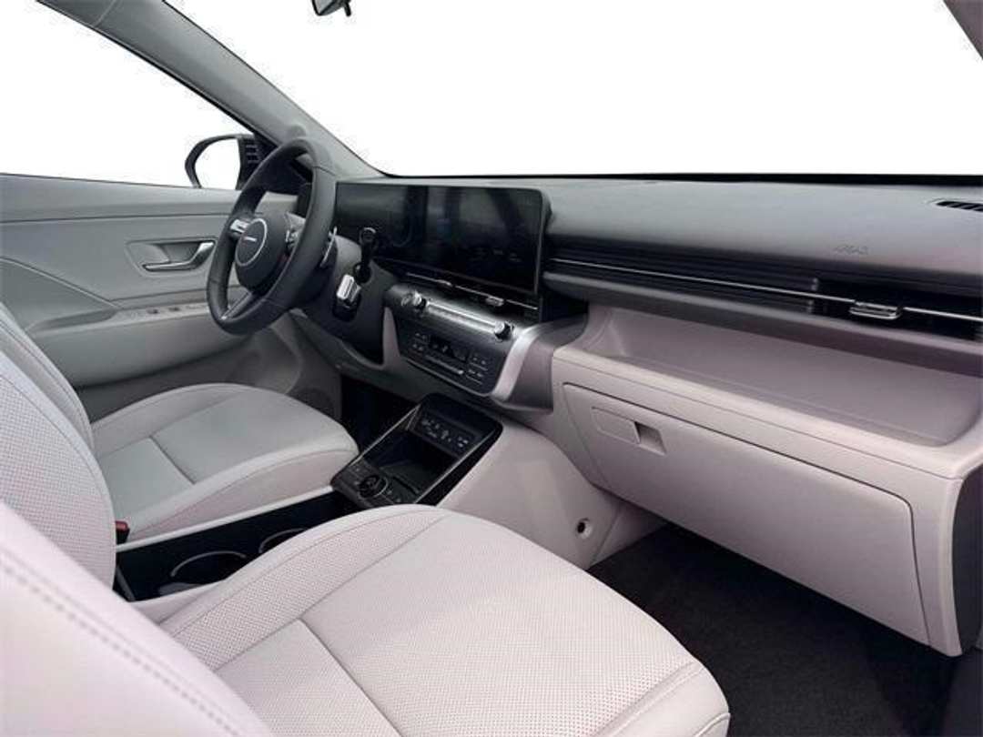 2026 Hyundai Kona SEL Premium - Image 15