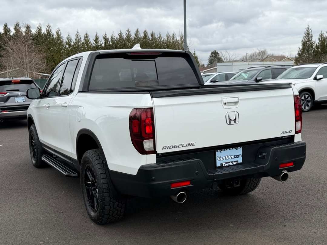 2022 Honda Ridgeline Black Edition - Image 6