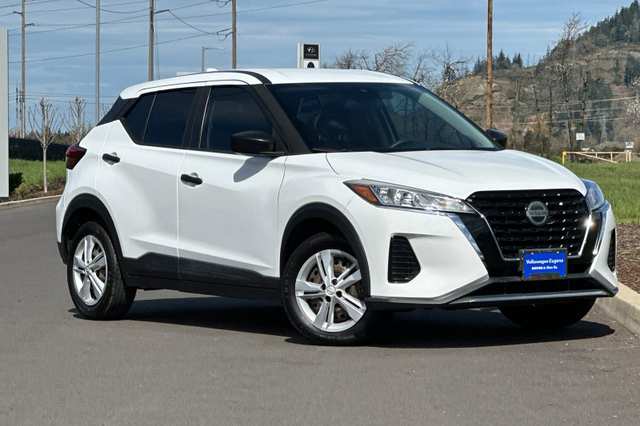 2021 Nissan Kicks S